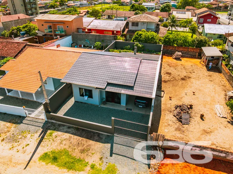 Residência à venda no Centro, Balneário Barra do S