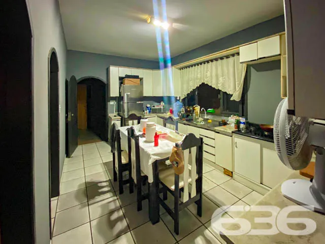 IMÓVEL COM SUÍTE + 2 QUARTOS NO BAIRRO PARQUE GUAR