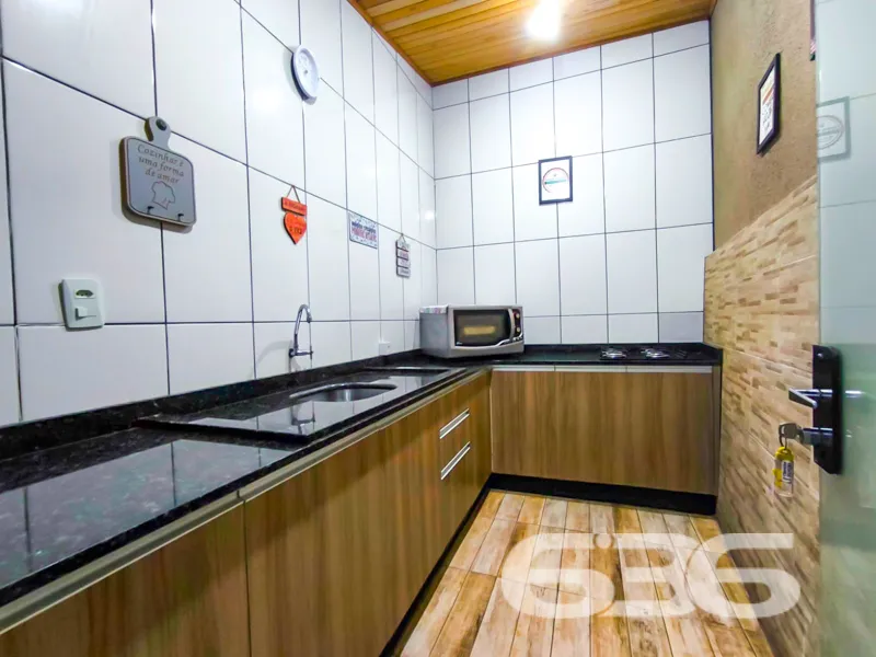 LINDA CASA COM SUĂTE + 3 QUARTOS NO BAIRRO ITAUM -