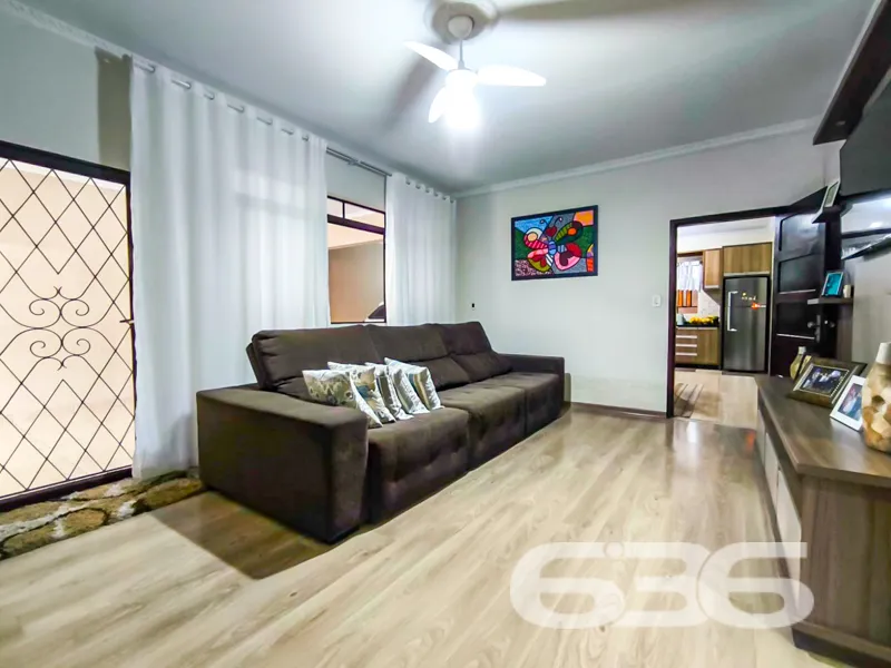 LINDA CASA COM SUĂTE + 3 QUARTOS NO BAIRRO ITAUM -