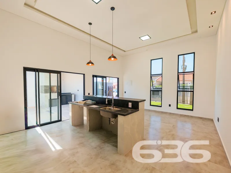 Casa à venda averbada no bairro Costeira em Balneá