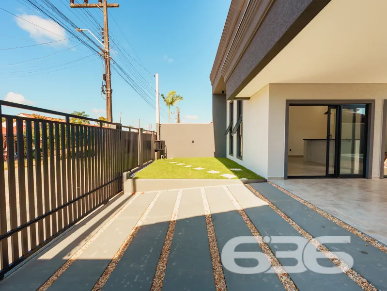 Casa à venda averbada no bairro Costeira em Balneá