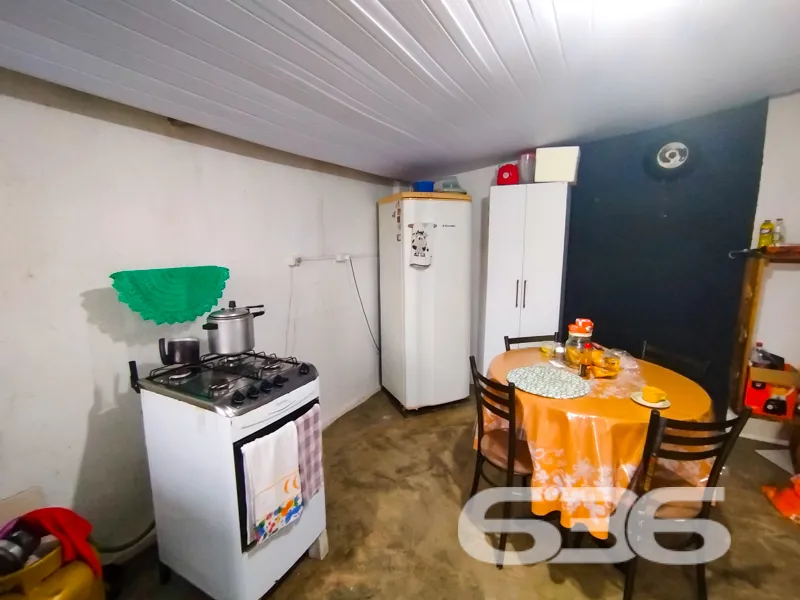 RESIDÊNCIA COM POMAR NO BAIRRO COSTEIRA, BALNEÁRIO