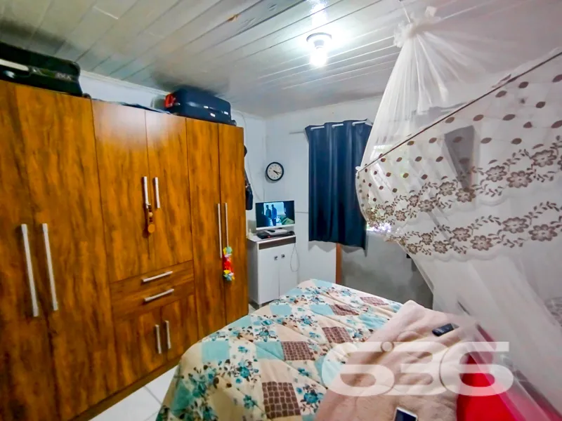 RESIDÊNCIA COM POMAR NO BAIRRO COSTEIRA, BALNEÁRIO