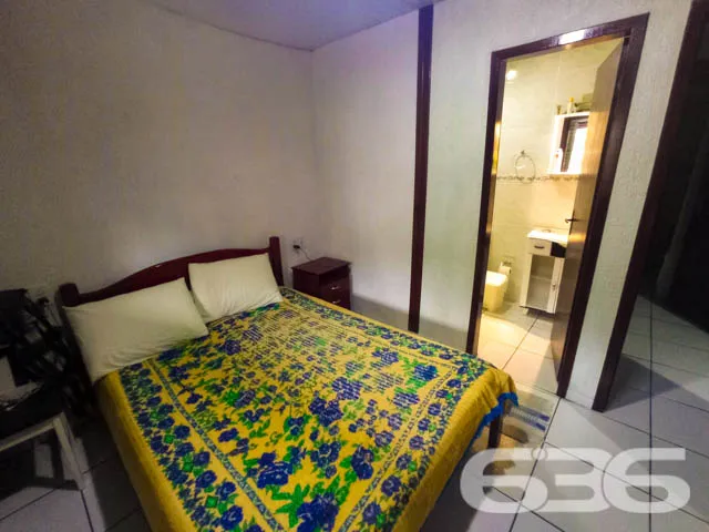 CASA COM 4 QUARTOS NO BAIRRO COSTEIRA EM BALNEÁRIO