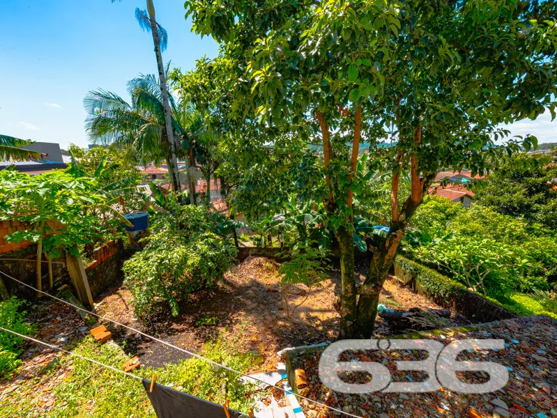 Sobrado à venda no bairro Boehmerwald em Joinville