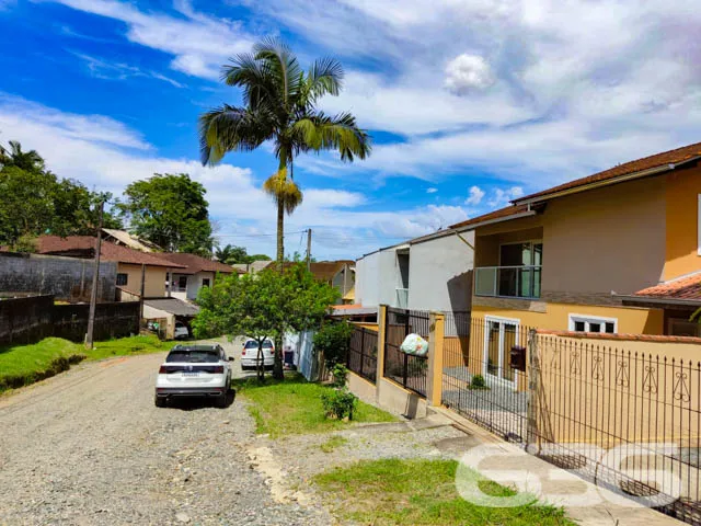 TERRENO À VENDA NO BAIRRO FLORESTA

Situado no bai