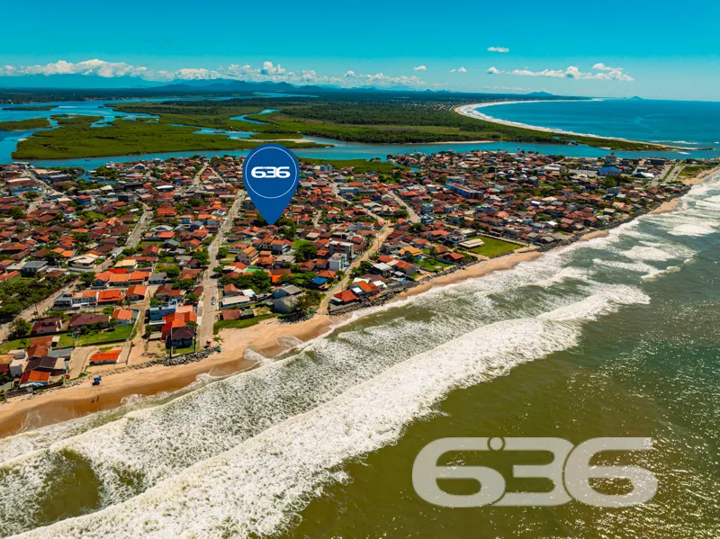 Casa à venda no bairro Centro, Balneário Barra do