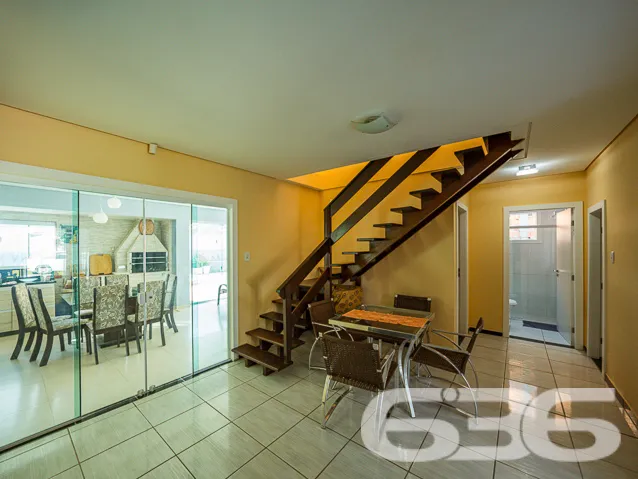 IMÓVEL ENCANTADOR PRÓXIMO À LAGOA
Seja bem-vindo