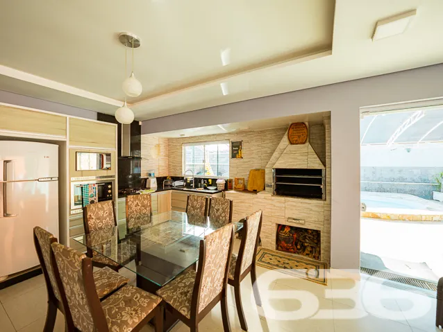 IMÓVEL ENCANTADOR PRÓXIMO À LAGOA
Seja bem-vindo