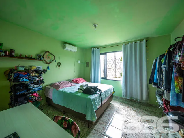 Ampla residência no bairro Glória, Joinville - SC
