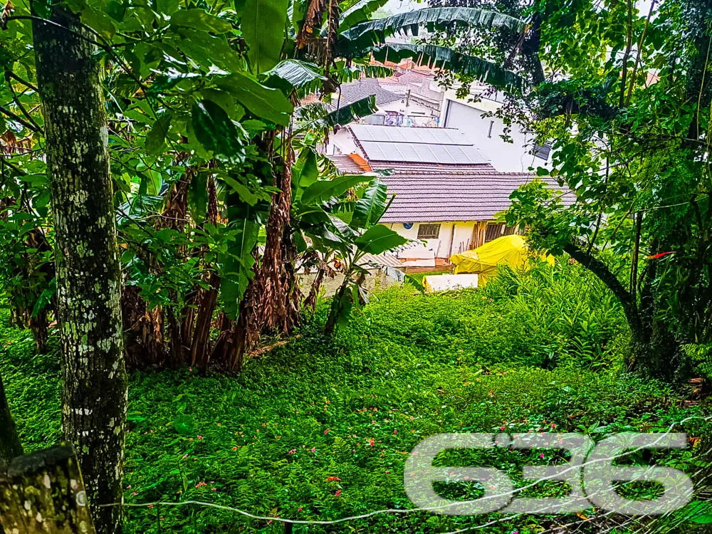 Ampla residência no bairro Glória, Joinville - SC
