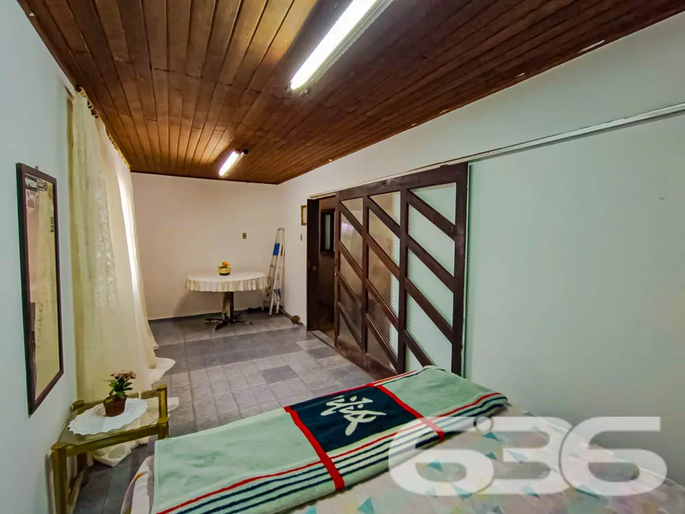 Ampla residência no bairro Glória, Joinville - SC
