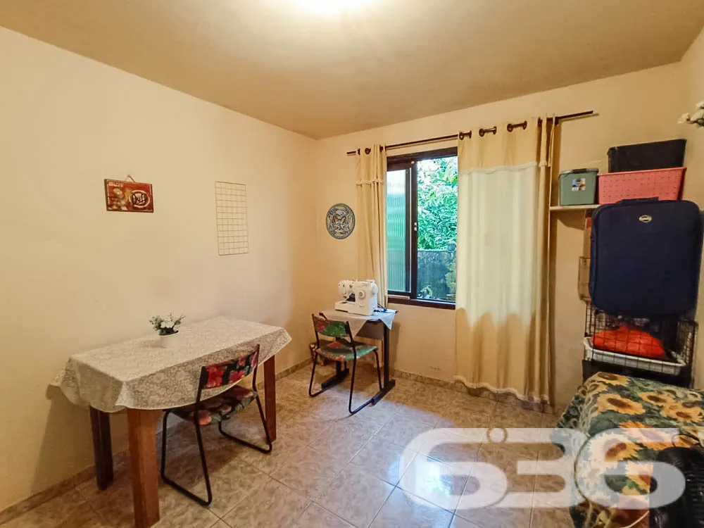 Ampla residência no bairro Glória, Joinville - SC
