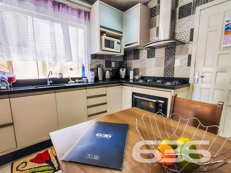 Residência à venda no bairro Vila Nova, Joinville