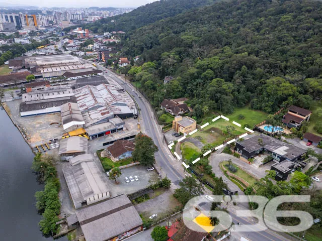 TERRENO IDEAL PARA EDIFÍCIO COMERCIAL NO BAIRRO BO