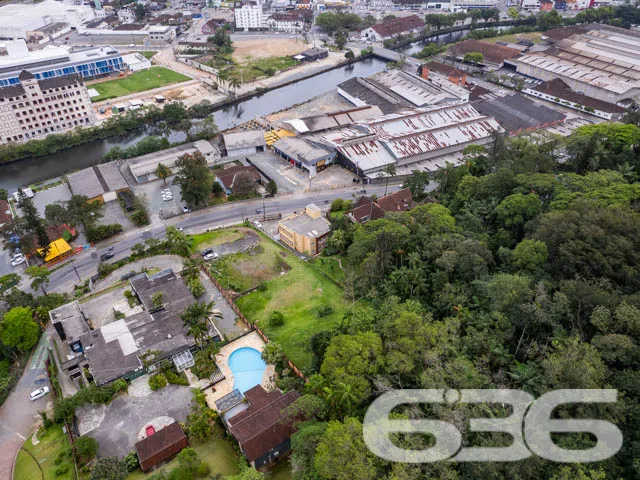 TERRENO IDEAL PARA EDIFÍCIO COMERCIAL NO BAIRRO BO