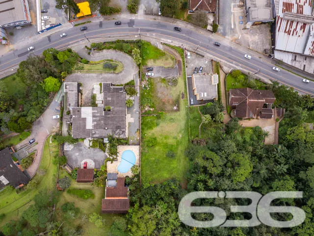 TERRENO IDEAL PARA EDIFÍCIO COMERCIAL NO BAIRRO BO