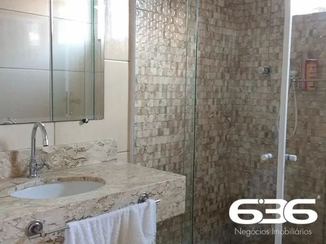 Casa à venda no bairro Espinheiros em Joinville- O