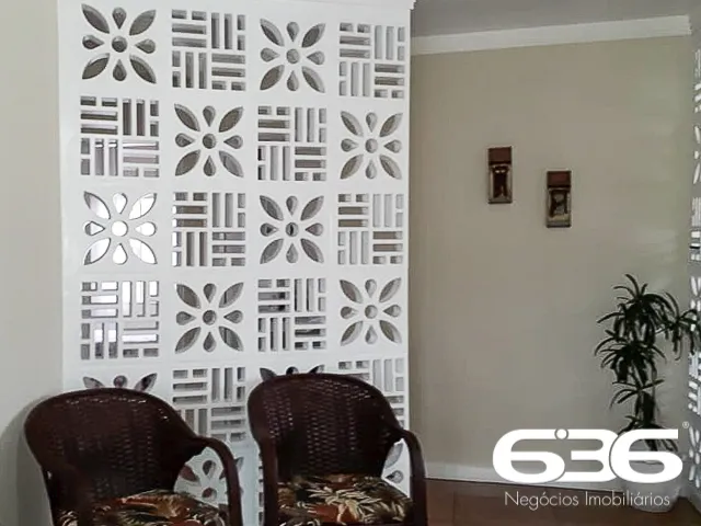 Casa à venda no bairro Espinheiros em Joinville- O