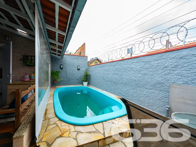 LINDA RESIDÊNCIA NO BAIRRO ANITA GARIBALDI - SUÍTE