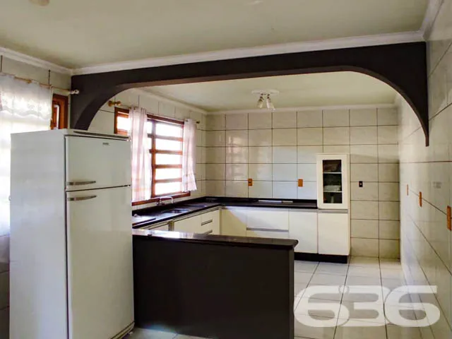 DUAS EXCELENTES CASAS EM UM TERRENO NO BAIRRO ANIT