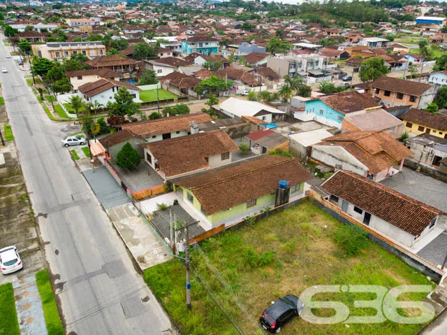 TERRENO DE ESQUINA NO BAIRRO ITAUM - EXCELENTE OPO