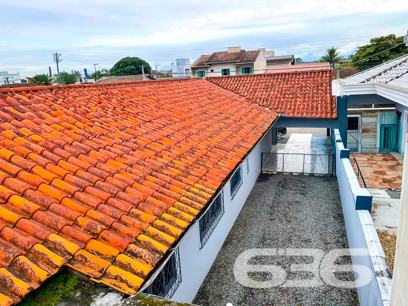 Casa à venda no Aventureiro, Joinville | 4 quartos