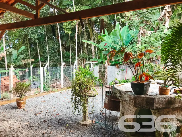 CASA Ă VENDA NO BAIRRO BOA VISTA - ESTUDA PERMUTA