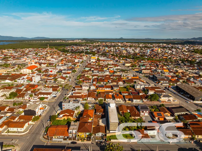 Imóvel para renda com locação à venda no bairro Ja