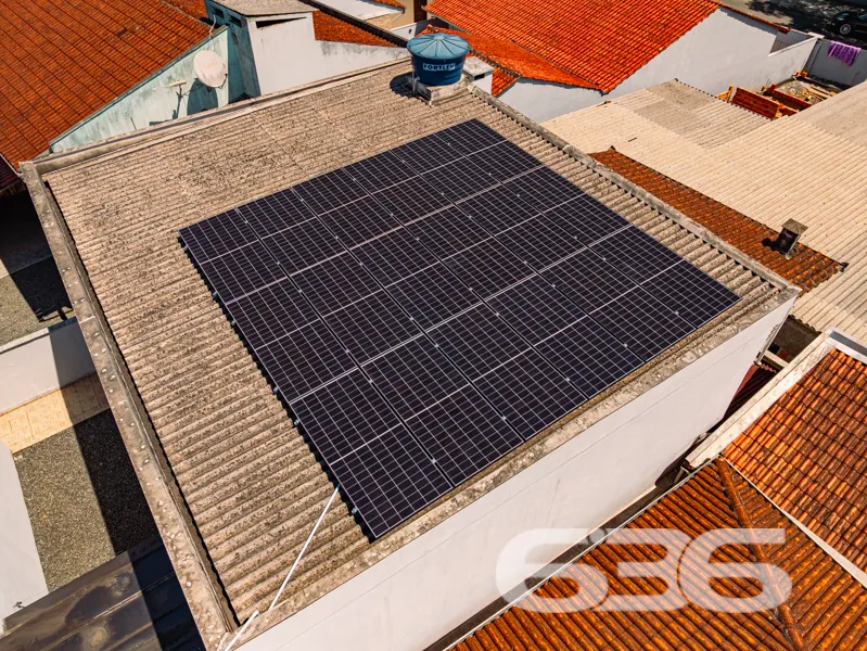 SOBRADO À VENDA COM 4 QUARTOS, NO BAIRRO BOA VISTA