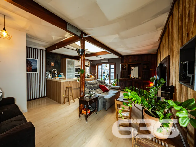 Oportunidade única no Bom Retiro: residência térre