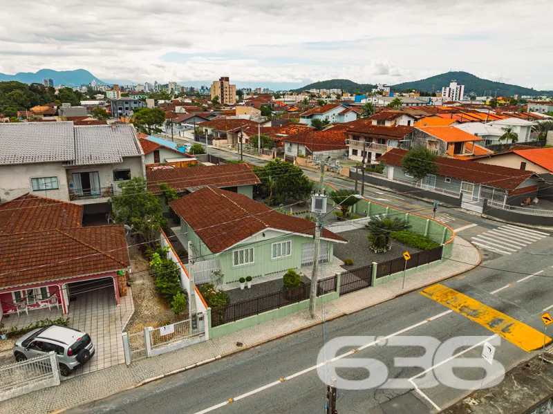 Casa à venda no Guanabara, Joinville | 611m² de te