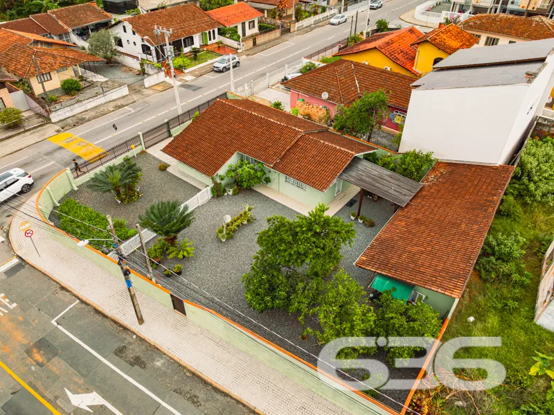 Casa à venda no Guanabara, Joinville | 611m² de te