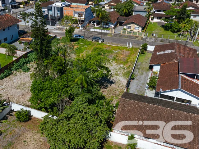 VENDE-SE TERRENO ESPAÇOSO NO BAIRRO BUCAREIN – OPO
