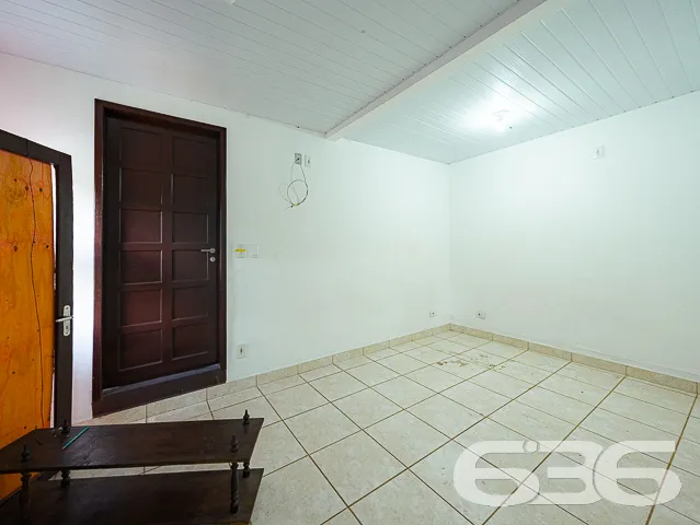 IMĂVEL COM 3 QUARTOS NO BAIRRO BUCAREIN
Apresenta