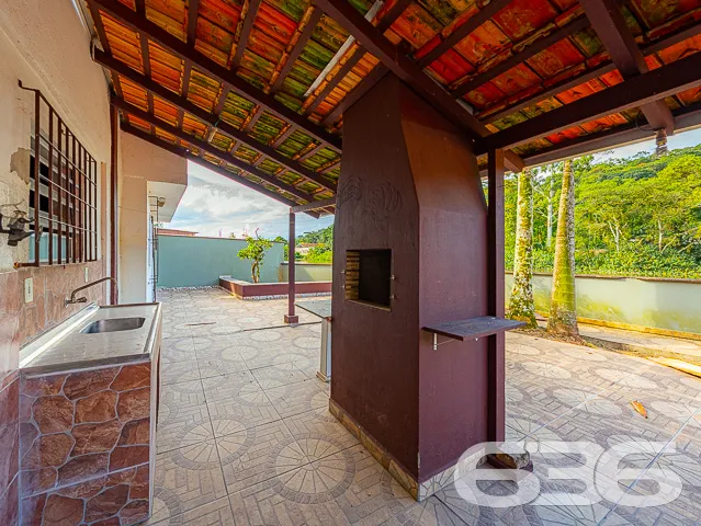 IMĂVEL COM 3 QUARTOS NO BAIRRO BUCAREIN
Apresenta