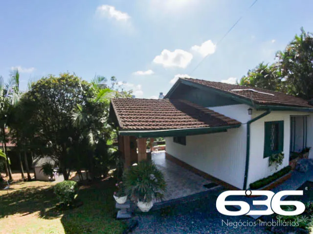 IMÓVEL COM POTENCIAL ÚNICO NO CORAÇÃO DO BAIRRO AT