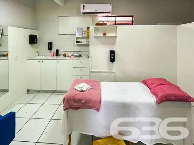 CASA À VENDA NO BAIRRO ADHEMAR GARCIA EM JOINVILLE