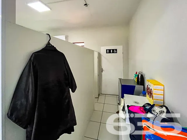 CASA À VENDA NO BAIRRO ADHEMAR GARCIA EM JOINVILLE