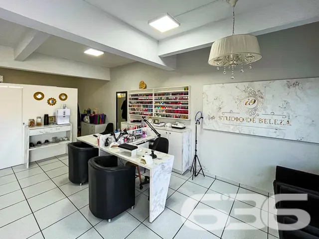 CASA À VENDA NO BAIRRO ADHEMAR GARCIA EM JOINVILLE