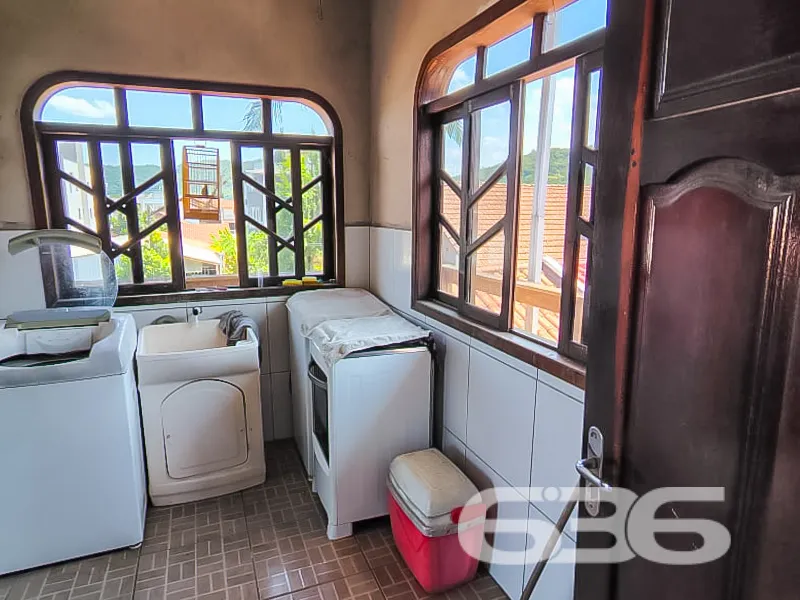 Casa à venda no bairro Aventureiro, Joinville, com