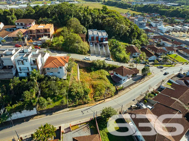 Oportunidade Única: Terreno Estratégico na Zona No