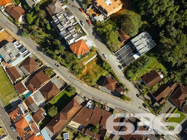 Oportunidade Única: Terreno Estratégico na Zona No