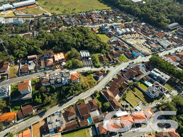 Oportunidade Única: Terreno Estratégico na Zona No