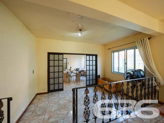 Descubra a casa dos seus sonhos em Joinville! Situ