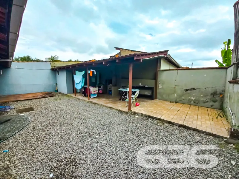 Residência térrea à venda no bairro Comasa, Joinvi