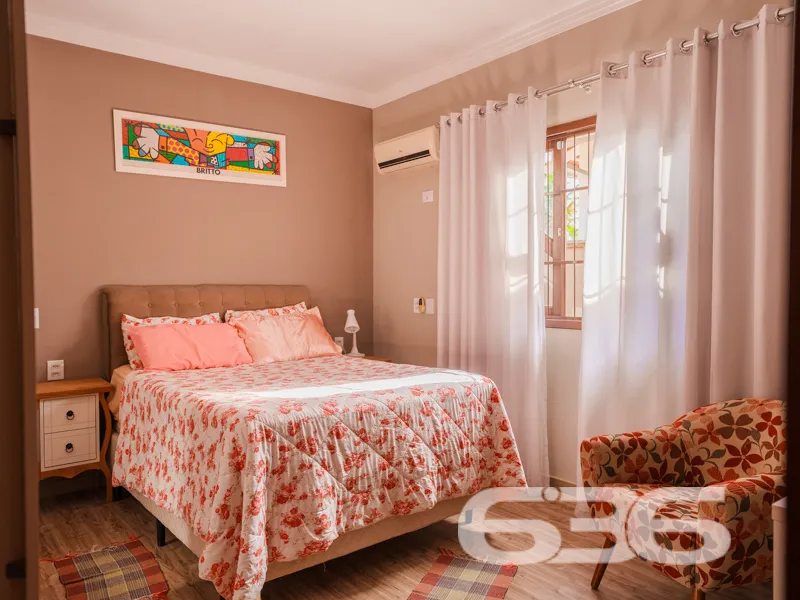 Casa à venda no bairro Costa e Silva, em Joinville