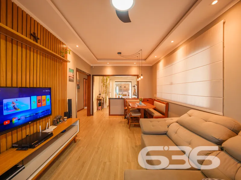 Casa à venda no bairro Costa e Silva, em Joinville