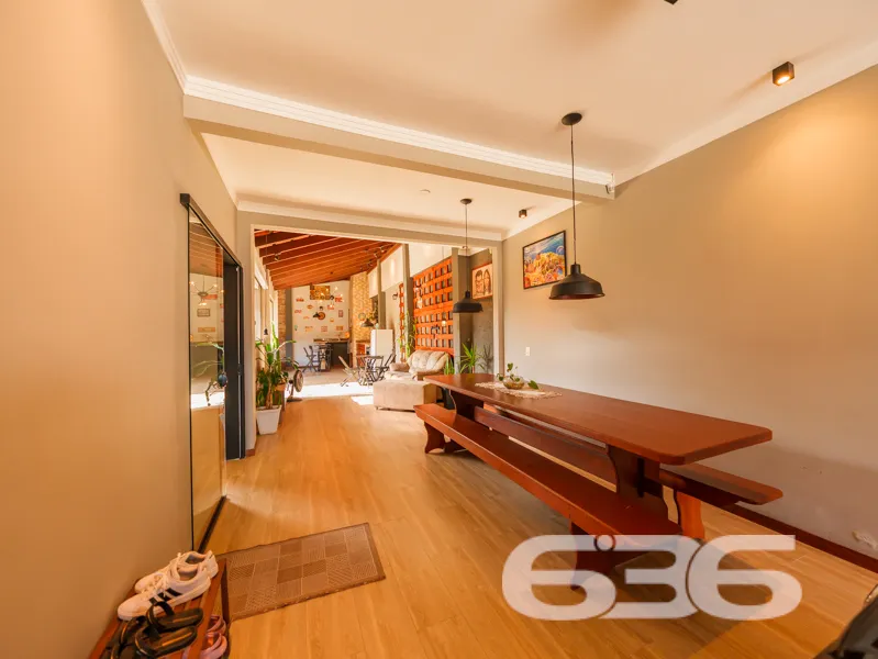 Casa à venda no bairro Costa e Silva, em Joinville